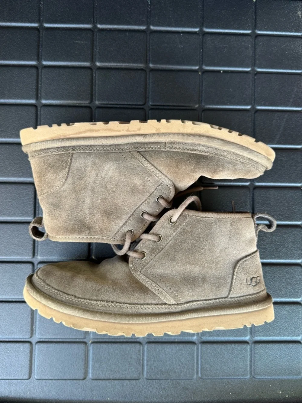 UGG Women’s Neumel Suede Chukka Boots in Tan